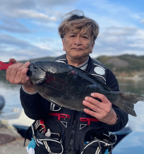 五島灘で豪快な磯釣り